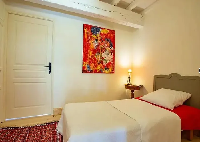 21 Le Clos Du Chateau